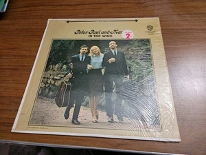 Peter Paul and Mary - In The Wind - 1963 Mono Vinyl LP Record Album Vg+ - Imagen 1 de 5