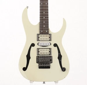 Ibanez / Pgm30 bianco Paul Gilbert modello firmato 1999 3,48 kg S/N F9946844 - Foto 1 di 11