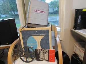 MODELLO MONTEREY MARCA BELL & HOWELL. PROIETTORE FILMATO 8mm. FUNZIONA! ORIG BOX-MANUALE - Foto 1 di 21