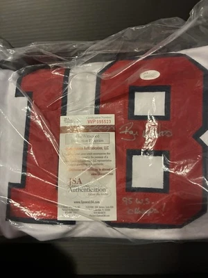Camiseta blanca firmada por Ryan Klesko de los Bravos de Atlanta JSA prueba de testigos cosida #s Foto 1 de 4