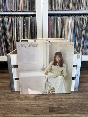 Carly Simon - Hotcakes - Vinyl Record LP - 1984 7E-1002A - Image 1 of 4