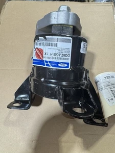 2013 - 2020 Ford Fusion 2.5l Engine Motor Mount  Passenger Top DG9Z6038H - Bild 1 von 4