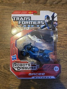 Transformers Prime ARCEE Female Autobot Robots in Disguise Deluxe Class - Picture 1 of 6