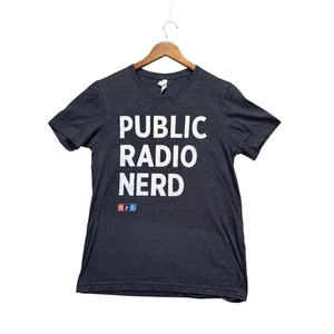 NPR National Public Radio Nerd Gris Aire Fresco Cultural Rara Camiseta Para Hombre M - Imagen 1 de 2