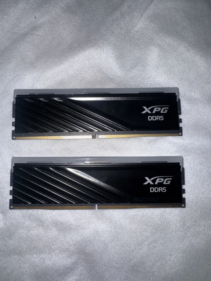 XPG DDR5 6000MHz 32GB RAM (2x16GB) with RGB AX5U6000C481G-BLABRBK - Image 1 of 2