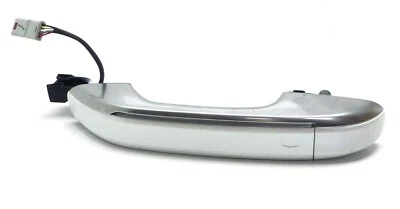 84943106 Led Front Driver Side Door Handle Empire Beige Metal Cadillac Escalade - Imagem 1 de 4