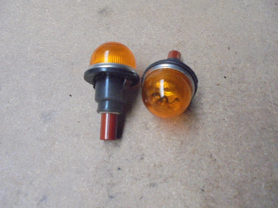 FIAT 600 MULTIPLA COPPIA FRECCE LATERALI - Immagine 1 di 1