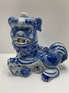 Antique Chinese Porcelain Hand Painted Foo Dog Statues 7"  - Picture 1 of 6