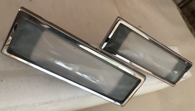 1950-1956 Packard-SET-Interior Courtesy Dome Light Housings, Lenses & Bezels Foto 1 de 4