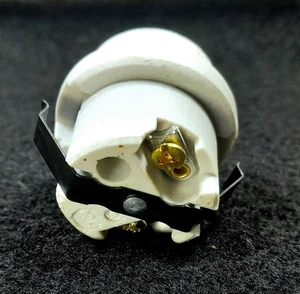 PORCELAIN SOCKET 250V 660W , JC4 *New* - Picture 1 of 4
