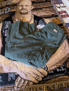 Vintage Y2K Plugg Co Cargo Pants Men’s Army Green Baggy Loose Skater Wear 36x30 - Picture 1 of 20