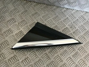 Cache Enjoliveur fenêtre avant Gauche - PEUGEOT 3008 - Réf : 96842433XY (HM) - Picture 1 of 4