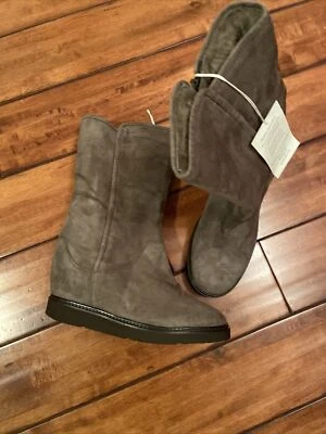 COLECCIÓN UGG GISELLA BERENJENA CUÑA OCULTA BOTAS DE PIEL DE OVEJA TOPO, US 10 NUEVAS SIN CAJA Foto 1 de 4