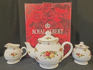ROYAL ALBERT OLD COUNTRY ROSESS FLUTED 3 PIECE TEA SET TEAPOT CREAMER SUGAR BOWL - Picture 1 of 9