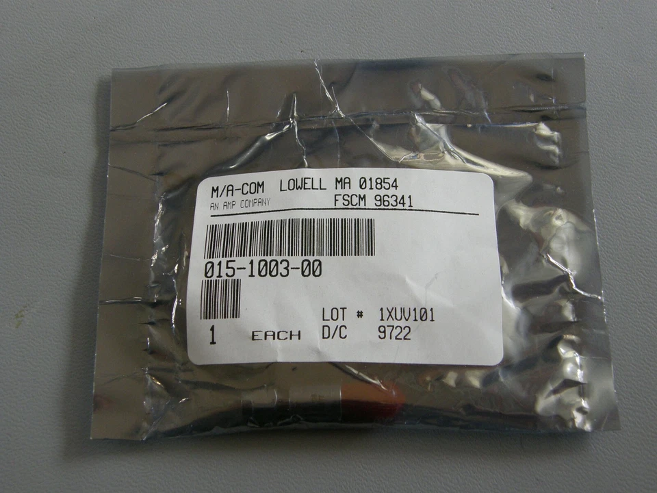 NEW TEKTRONIX 015-1003-00 FIXED ATTENUATOR, SMA 20dB 50HM 2W - Image 1 of 1