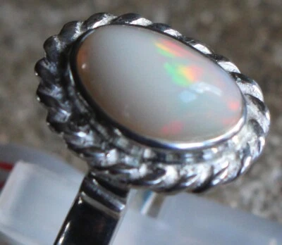 Welo Opal 3.1 Karat 950er Silberring Größe 18,1 / 57 mm - Bild 1 von 4