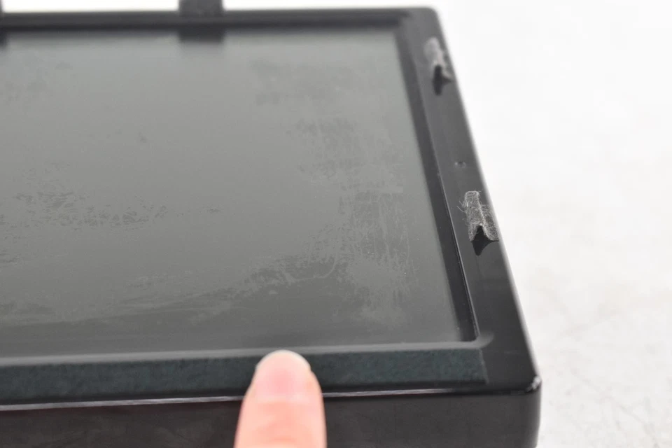 Б/у информационно-развлекательный дисплей подходит: 2015 Hyundai Genesis дисплей экран ID 96525B155 - Изображение 1 из 4