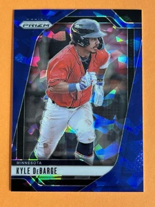 Kyle DeBarge 2025 Panini Prizm (RC,SP) Blue Ice Prizm #18 Minnesota Twins - Foto 1 di 2