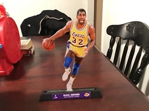 Magic Johnson 10 " Lakers Cutout - Picture 1 of 2