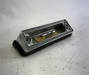 1988 - 1994 CHEVY GM GMC C/K REAR 3RD BRAKE LIGHT CAB MOUNT 16512100 OEM - Picture 1 of 12