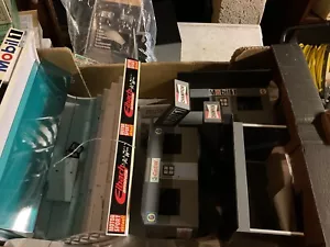 Caja de comentarios Scalextric SCX o similar garajes y accesorios - Imagen 1 de 5