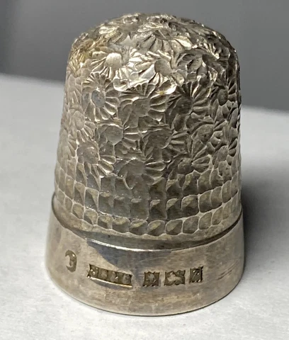 JS&S Thimble Solid Sterling Silver 6 Grams James Swan & Son Cover