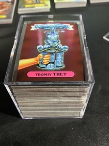 Topps Garbage Pail Kids 2021 (GPK) serie cromata 4 set completo (100 carte) - Foto 1 di 2