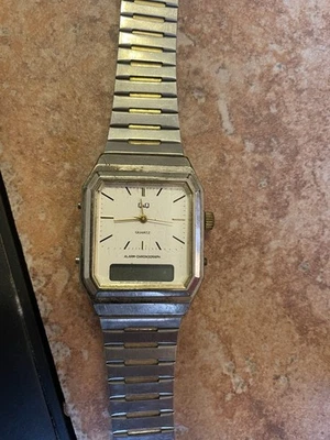 Q&Q Quartz Stainless Steel Men's Watch - Image 1 of 3