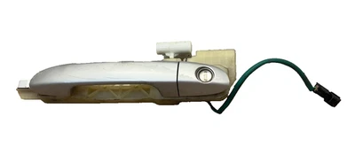 04 05 06 07 08 09 KIA SPECTRA Left Outside Door Handle Assembly Front 826502F000 - Image 1 of 4