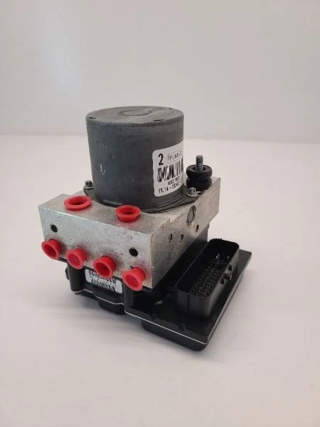 2015-2017 FORD EXPEDITION Antilock Brake Part Assembly  - Image 1 of 4