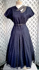 Vtg 40's- 50's Dk Navy Lace Over Satin Party/Cocktail Dress W/ Beaded Accent MD - Picture 1 of 8