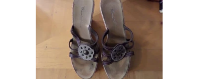 Sandalias de cuña/plataforma Thom McAn - talla 7,5 Foto 1 de 4