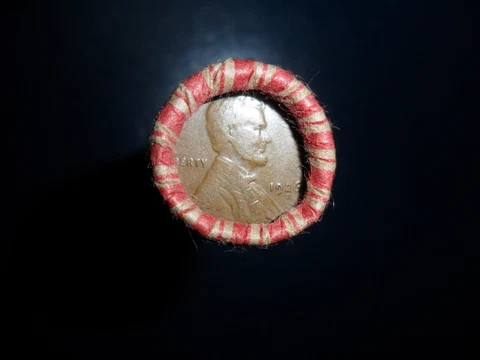ROLL OF UNSEARCHED WHEAT PENNIES WITH 1926s AND A 1909 ON ENDS Cover