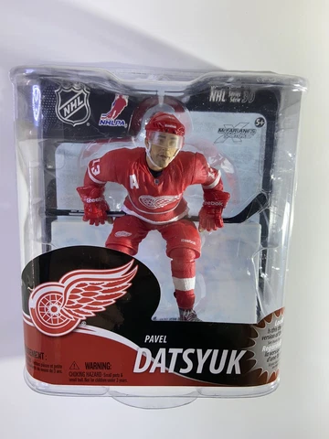 Pavel Datsyuk in Red Jersey Detroit Red Wings NHL McFarlane Series 30 Figure Cover