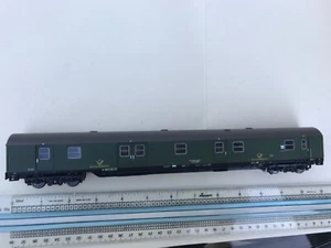 ho train dark green passenger car - Picture 1 of 6