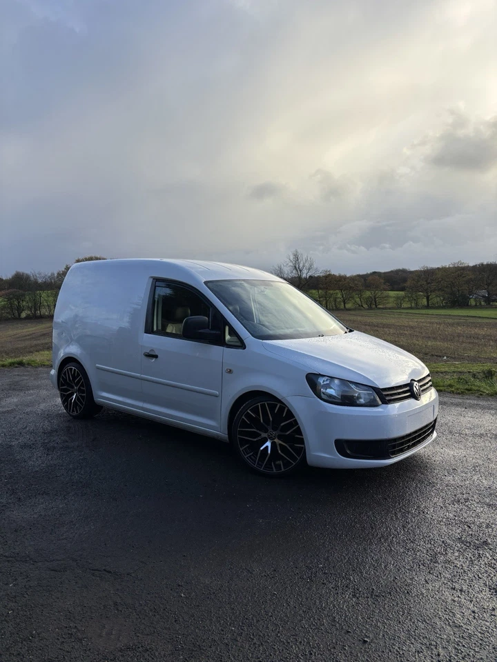 2014 Vw Caddy Van - Image 1 of 4