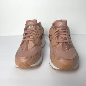 Nike Air Huarache Women's 6.5 Pink Trainers Running Shoes Sneakers Streetwear - Picture 1 of 10