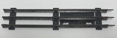 MARX O27 GAUGE 10" STRAIGHT 3-TIE, 3-RAIL SECTION UNCOUPLER TRACK #1 - Image 1 of 4