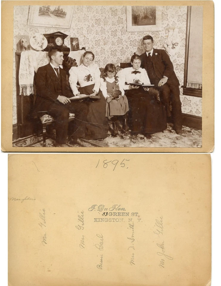 Семейное собрание с фотоальбомами и кошкой старинное фото Кингстон Нью-Йорк - Изображение 1 из 1