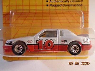 Matchbox, Buick Le Sabre #10 racing. MOC - Image 1 of 4