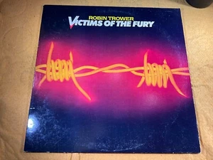 C1-77 ROBIN TROWER Victims Of The Fury - 1980 - CHR 1215 - RECORD - ROCK - Picture 1 of 8