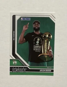 2024 Panini Instantáneo Finales NBA Boston Celtics Campeonato Jaylen Brown #5 - Imagen 1 de 2