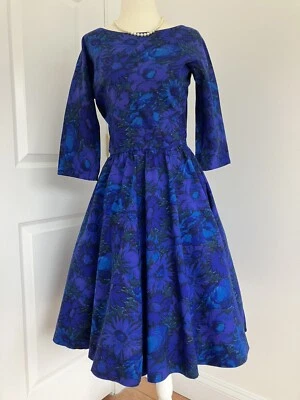 Vintage 50’s JERRY GILDEN Floral Full Skirt Fit & Flare Cotton Pin Up Dress! S - Image 1 of 4