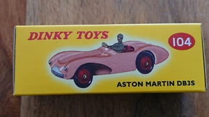 Norev Editions Dinky Toys 104 Aston Martin DB3S PINK Reproduction NEW - Picture 1 of 3