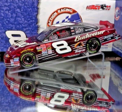 DALE GAINHARDT JR 2002 BUDWEISER CARRO TRANSPARENTE TOM VERMELHO AÇÃO 1/24 NOVO - Imagem 1 de 3