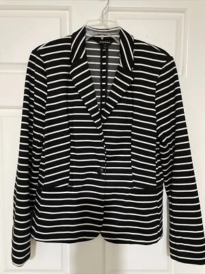 Blazer elástico George malha tamanho M listrado preto e branco fecho de botão único - Imagem 1 de 4