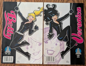 Betty 192 and Veronica 206 - Spy Girls Back In Action - Mid-Grade - Picture 1 of 13