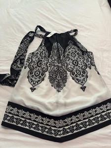 NWT New York Company Tank Top Black And White Paisley Tank Medium Neck Tie Flowy - Picture 1 of 5