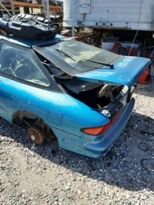 Driver Left Front Spindle/Knuckle Without ABS Fits 93-02 MAZDA 626 81748 - Image 1 of 4