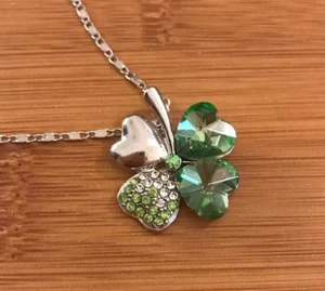 Pretty GREEN Crystal Zirconia Shamrock ( Clover ) SP necklace St Patrick’s Day - Picture 1 of 11